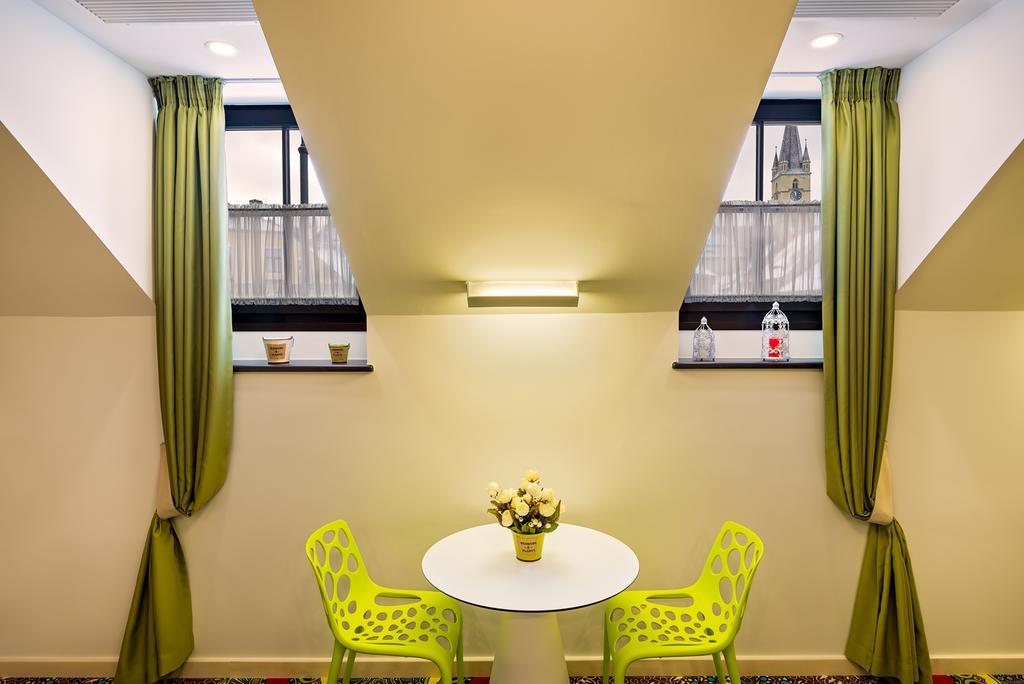 Blumenhaus Sibiu Aparthotel Εξωτερικό φωτογραφία