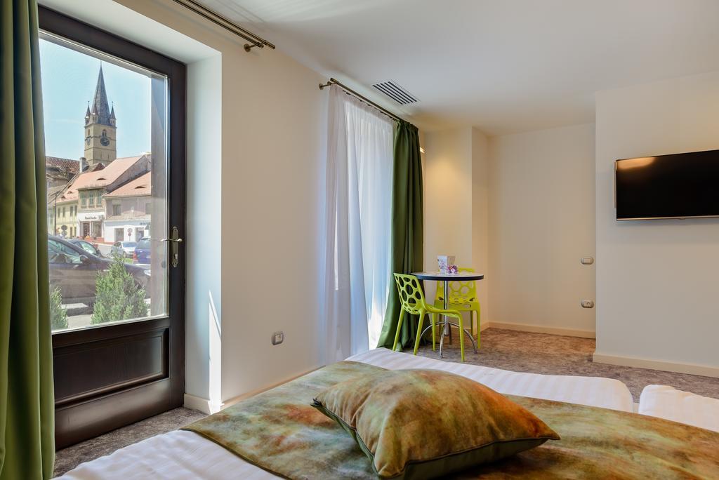 Blumenhaus Sibiu Aparthotel Εξωτερικό φωτογραφία