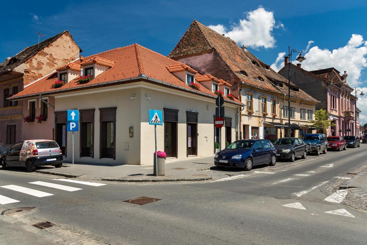 Blumenhaus Sibiu Aparthotel Εξωτερικό φωτογραφία